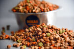 MIKAN  - Hrană uscată pentru pisici cu arome mixte (20 kg) - imagine 4